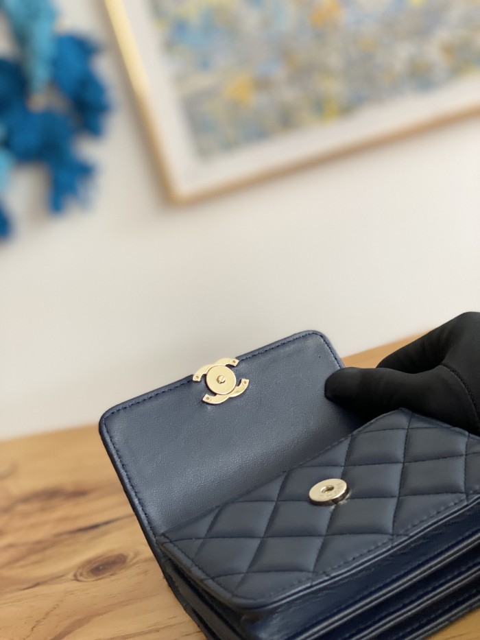 Handbag  Chanel  81209  size  12.5 cm