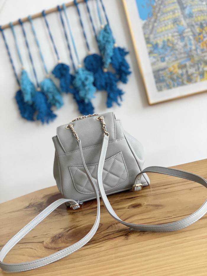  Handbag Chanel  AS3530  size  19*20*12 cm