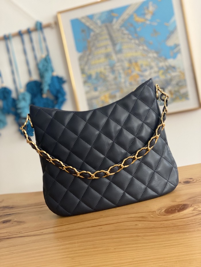 Handbag  Chanel   AS3631  size  26×30×7 cm