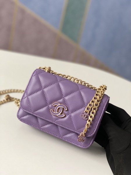 Handbag Chanel 81185 size  15 cm  