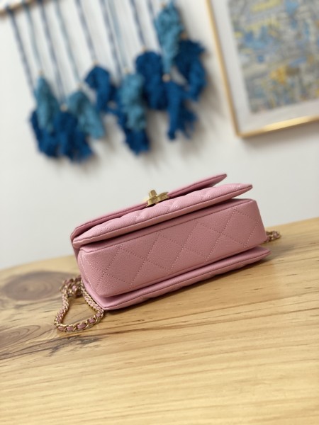 Handbag Chanel  3580  size 13*20*9.5 cm