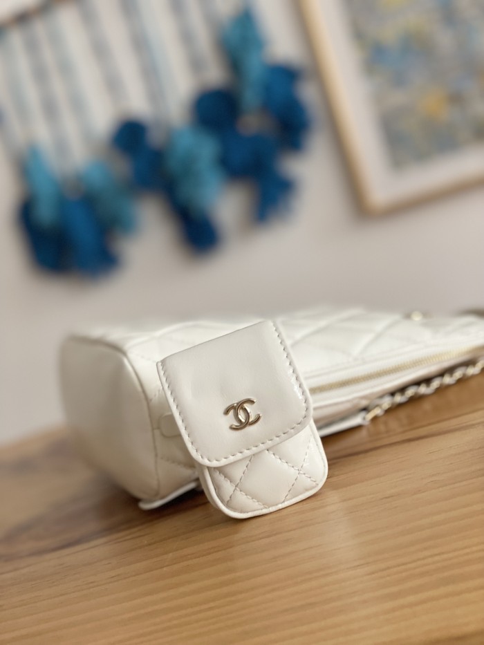  Handbag  Chanel 3332  size  21*23*8* cm