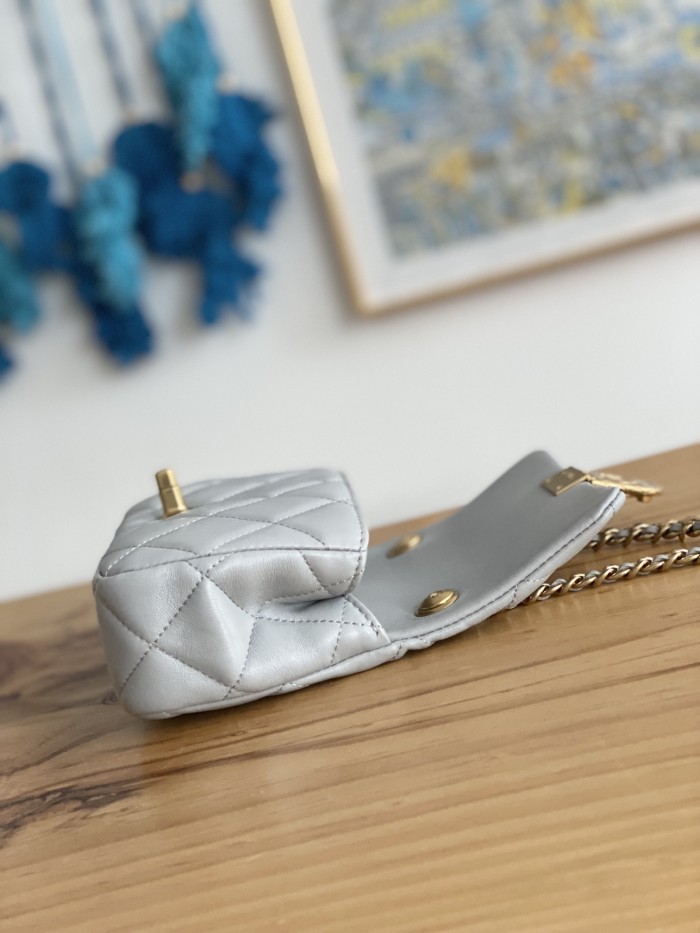 Handbag Chanel  3473  size  13*18*6 cm