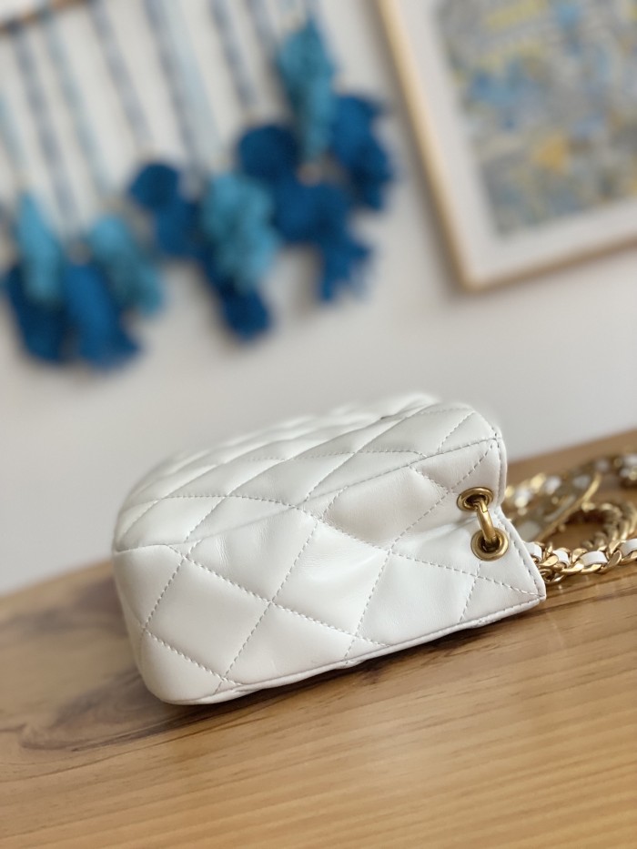  Handbag  Chanel 3476  size  17*23*7* cm