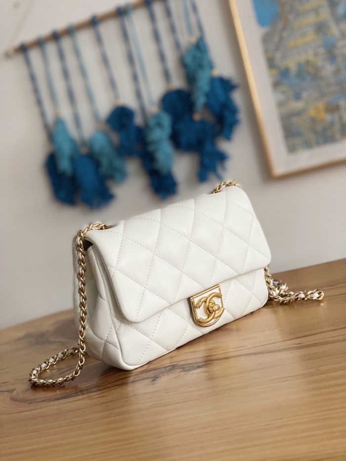 Handbag Chanel 3474  size  15*20*8 cm