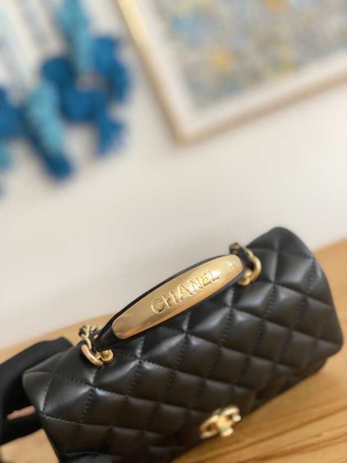  Handbag  Chanel  AS2431  size  20X14X7 CM