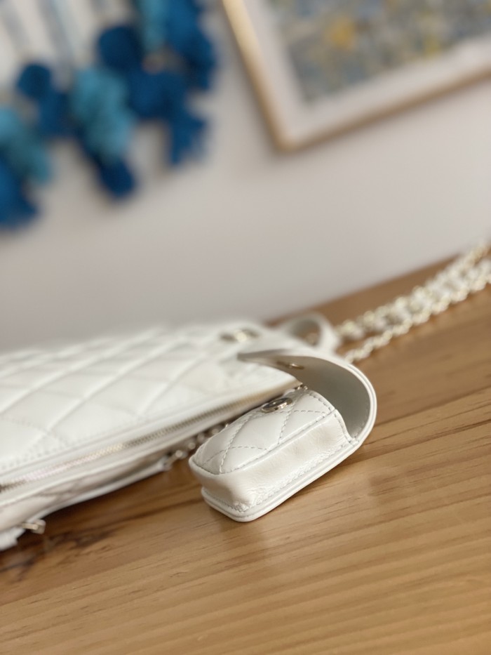  Handbag  Chanel 3332  size  21*23*8* cm