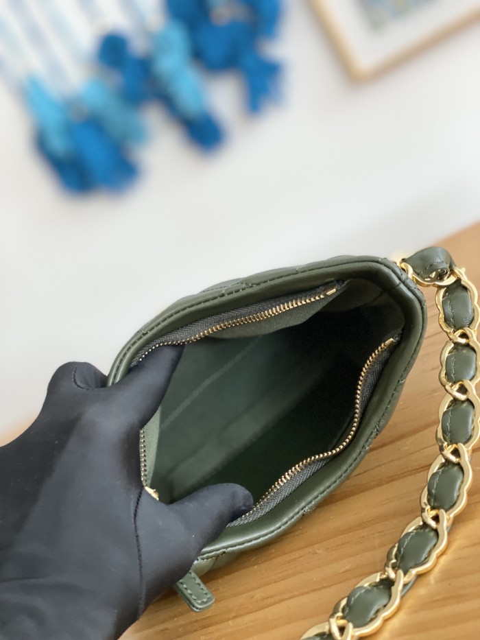 Handbag  Chanel  AS3562  size 17.5*24*6 cm