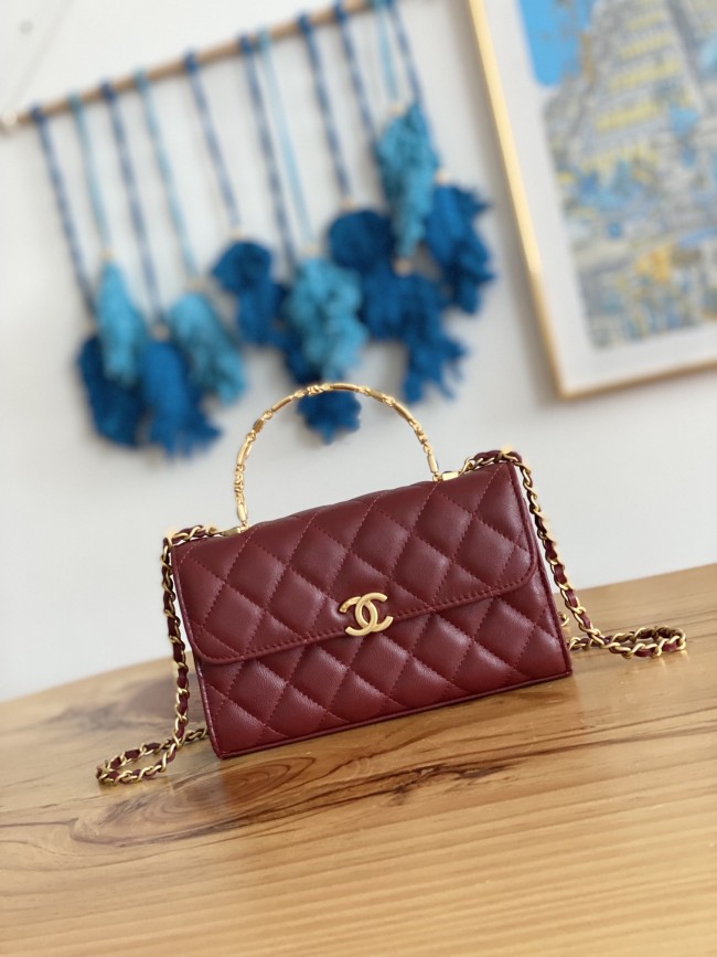 Handbag  Chanel  AP81214  size  10*18*4.5 cm