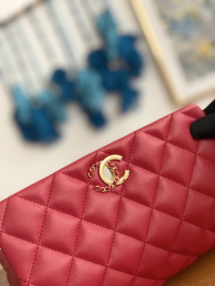  Handbag  Chanel  3378  size  15cmX20cmX9 cm