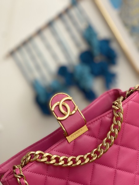  Handbag  Chanel 3476  size  17*23*7* cm