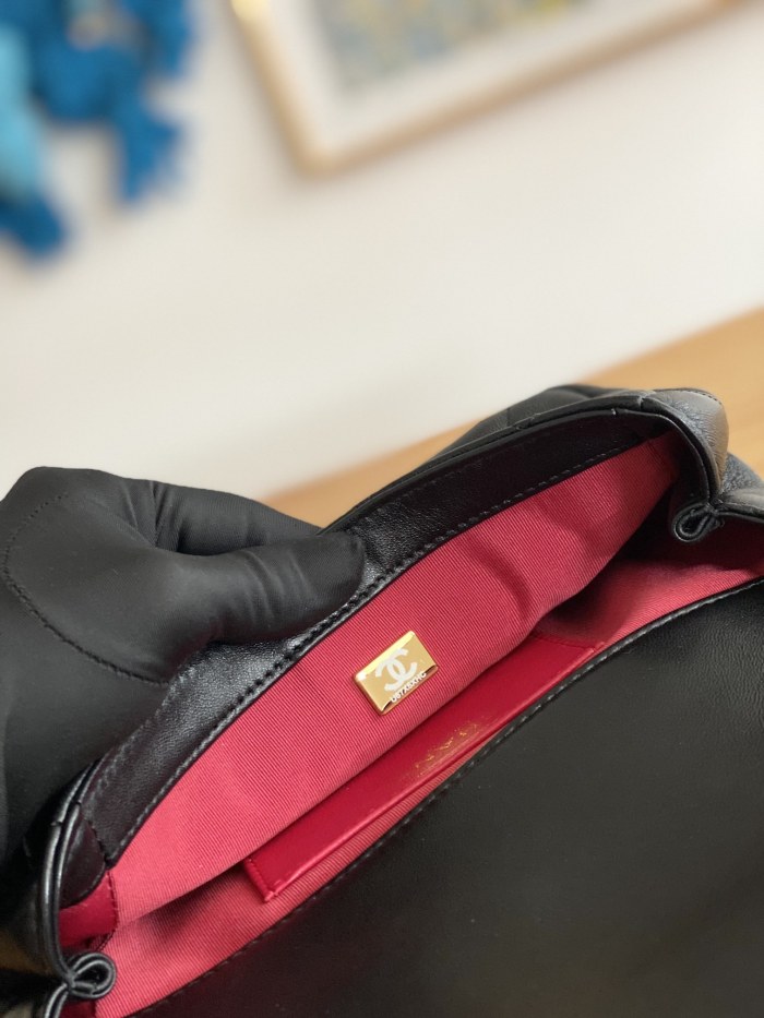 Handbag Chanel   3474  size  15*20*8 cm