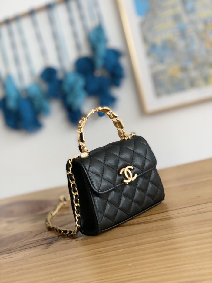 Handbag  Chanel  AP81212  size  8.5*11*4 cm