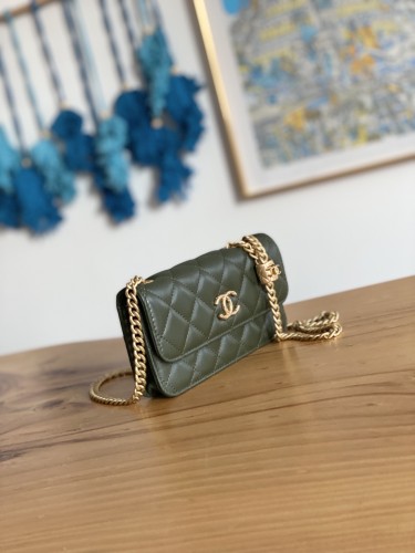 Handbag  Chanel  81224  size  16 cm