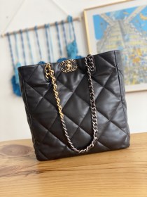 Handbag  Chanel  AS3519  size  30*37*10 cm