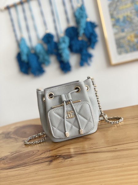 Handbag Chanel   2913  size 12.5*10*7.5 cm