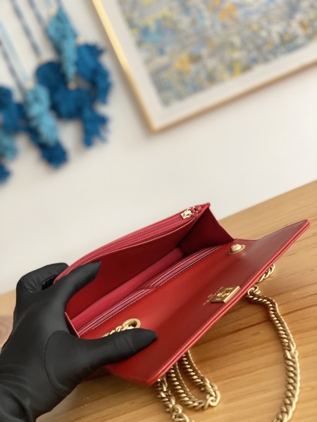 Handbag  Chanel  81221  size  19 cm