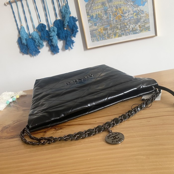   Handbag  Chanel AS3260  size  35X37X7 Cm