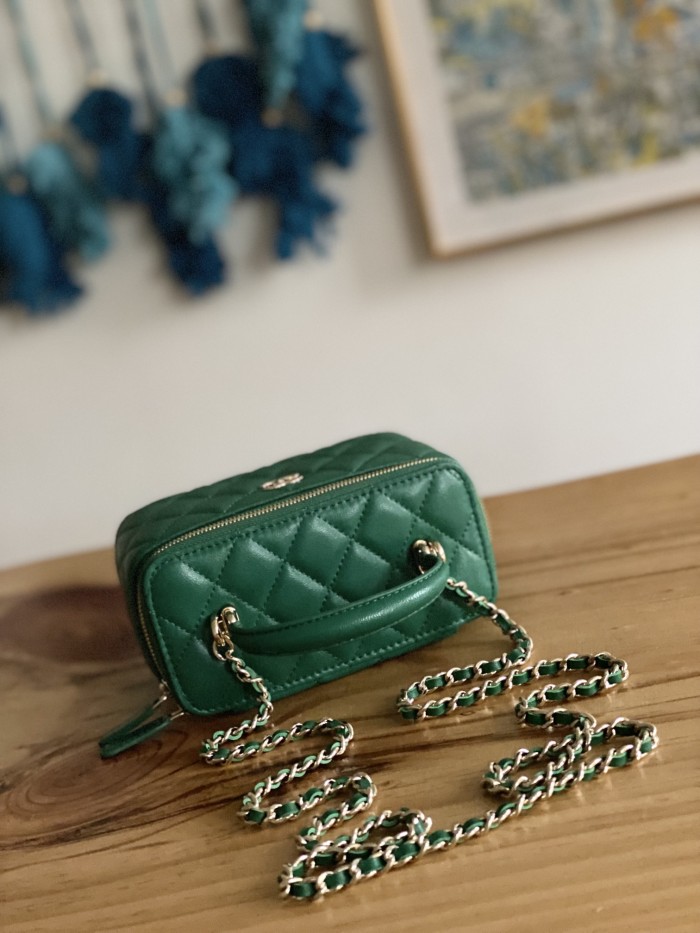 Handbag  Chanel  81211  size  9.5 17 8 cm