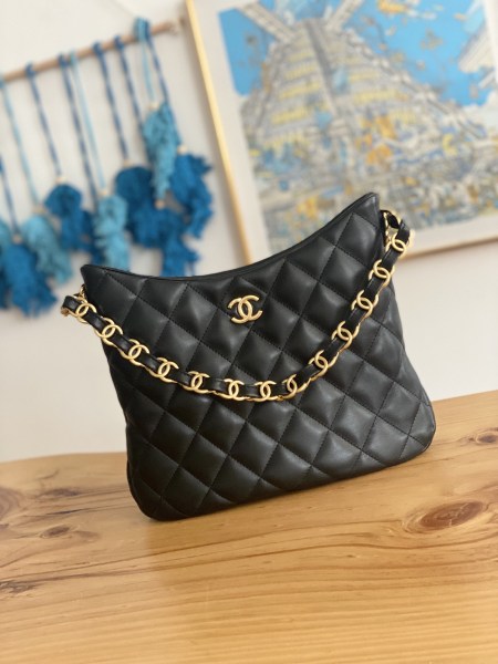 Handbag  Chanel  AS3631  size  26×30×7 cm