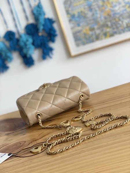 Handbag  Chanel  3457   size  14*20*8 cm