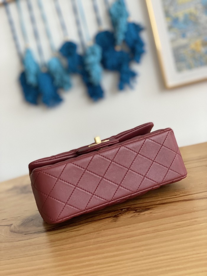  Handbag  Chanel  AS2431  size  20X14X7 CM