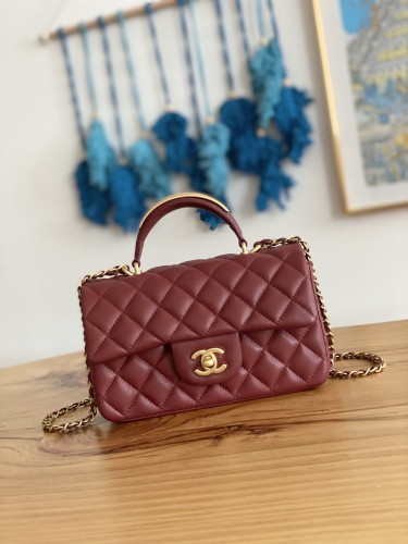  Handbag  Chanel  AS2431  size  20X14X7 CM