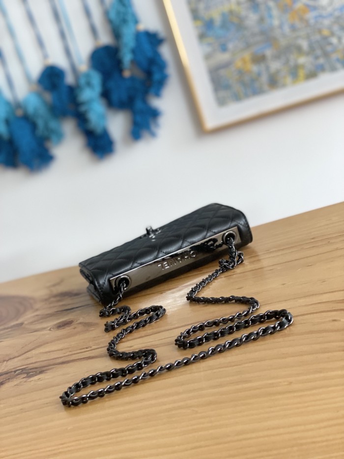 Handbag  Chanel  88632 size  19 cm