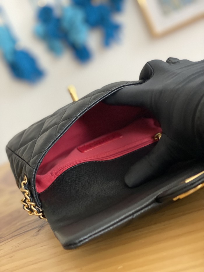 Handbag  Chanel  3369  size  21X14.5X6 cm