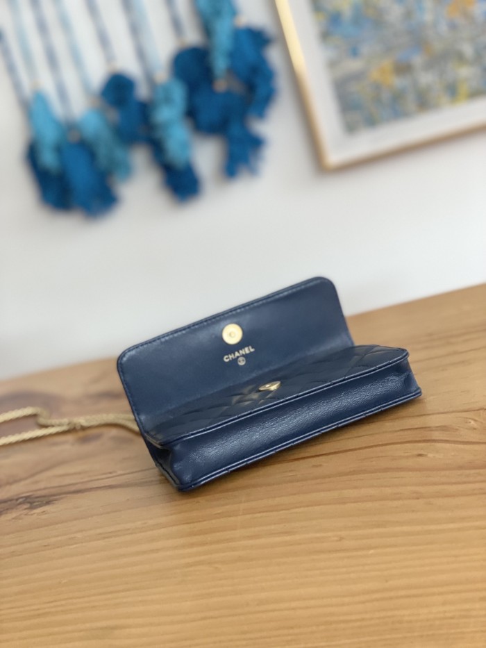 Handbag  Chanel  81224  size  16 cm