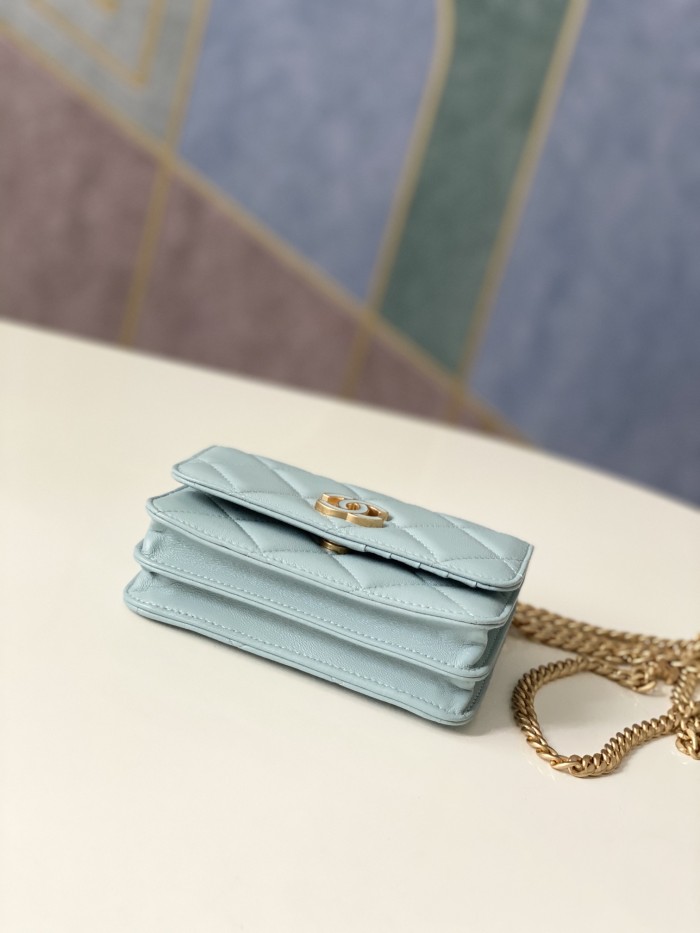 Handbag Chanel  81185  size  15 cm