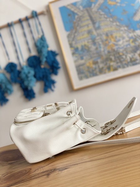  Handbag Chanel  AS3530  size 19*20*12 cm