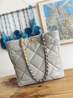 Handbag  Chanel  AS3519  size  30*37*10 cm