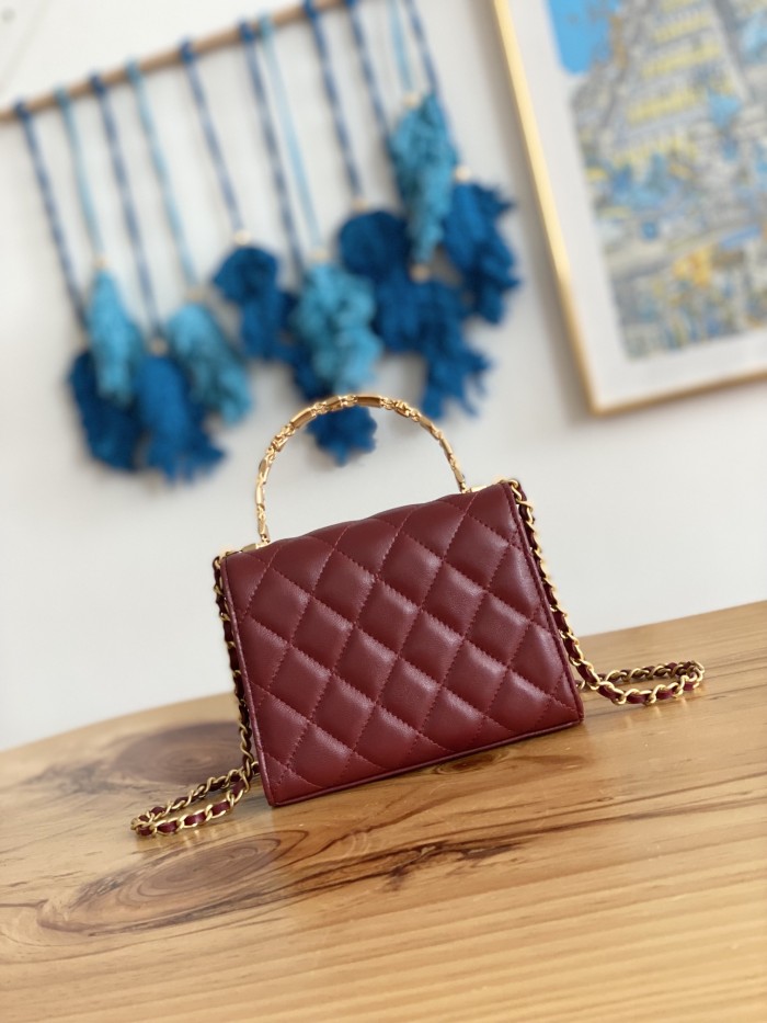 Handbag  Chanel  AP81213  size  11.5*14.5*5.5 cm