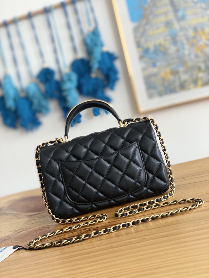  Handbag  Chanel  AS2431  size  20X14X7 CM