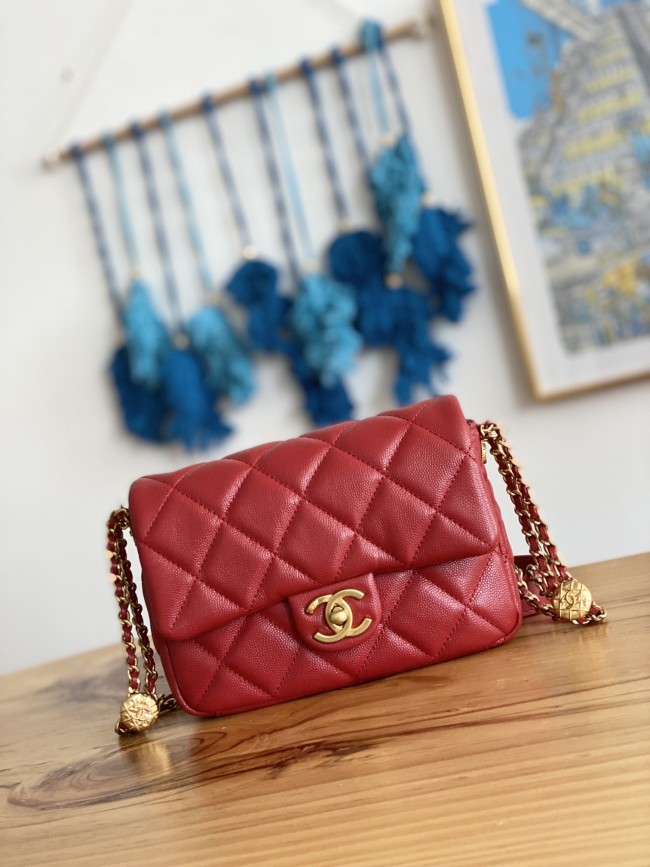 Handbag  Chanel  3369  size  21X14.5X6 cm 