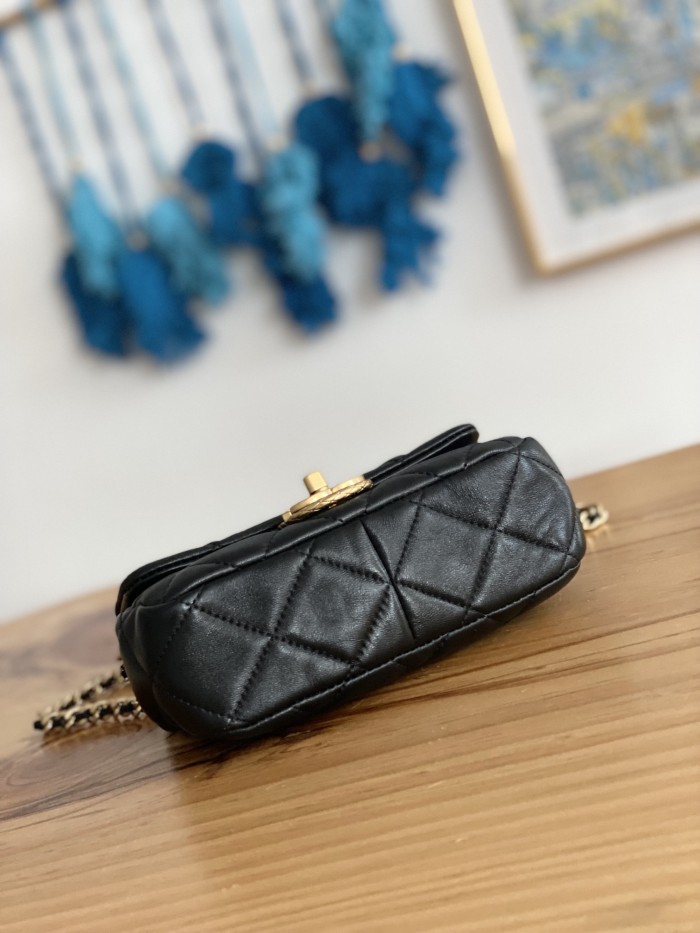 Handbag Chanel  3473  size  13*18*6 cm