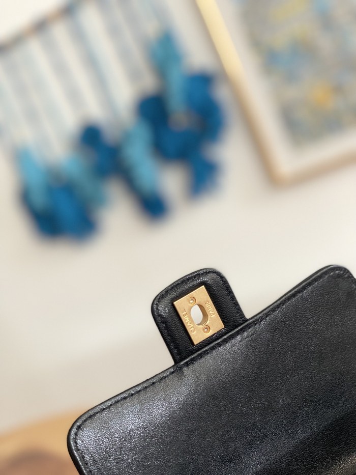 Handbag Chanel  3648  size 17  14.5   7.5 cm 