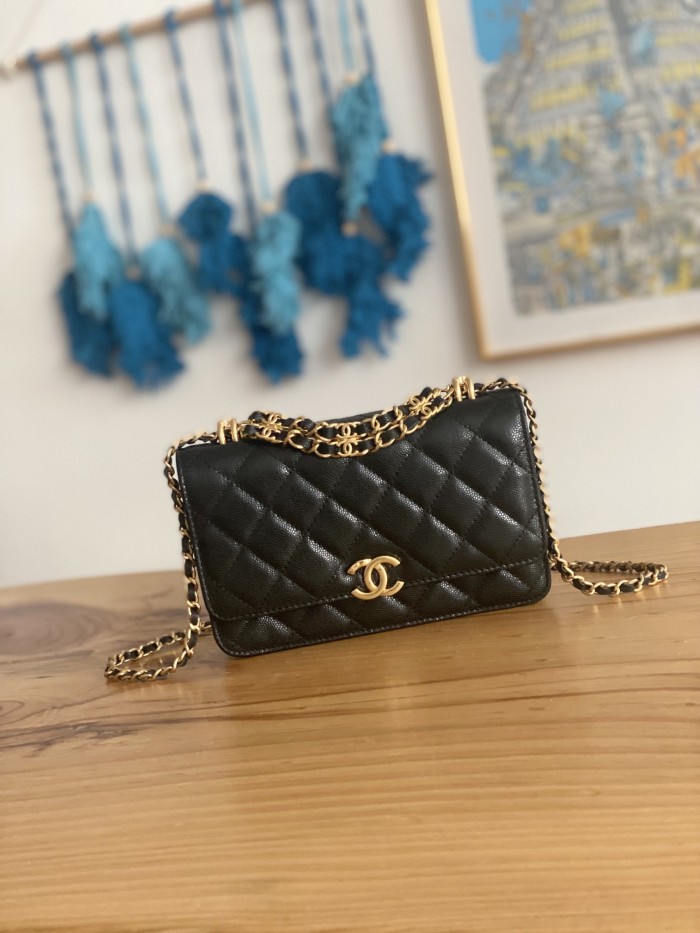 Handbag Chanel 81233  size  19 cm