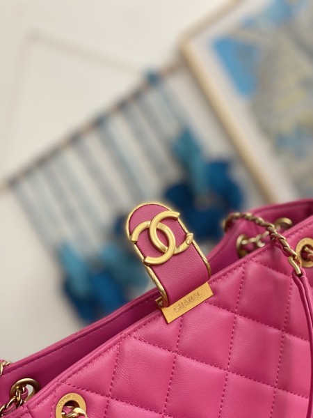 Handbag  Chanel  3477  size 22*25*9  cm 