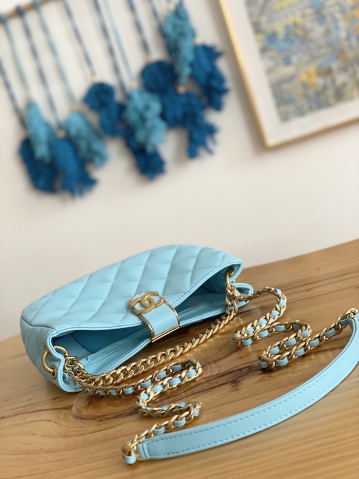  Handbag  Chanel 3476  size  17*23*7* cm