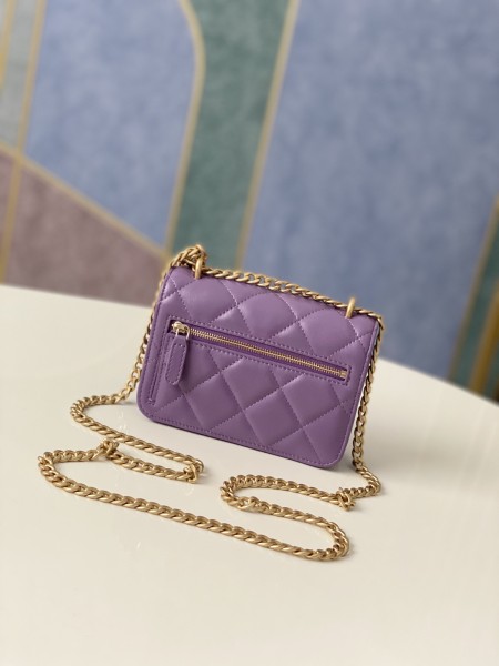 Handbag Chanel 81185 size  15 cm  