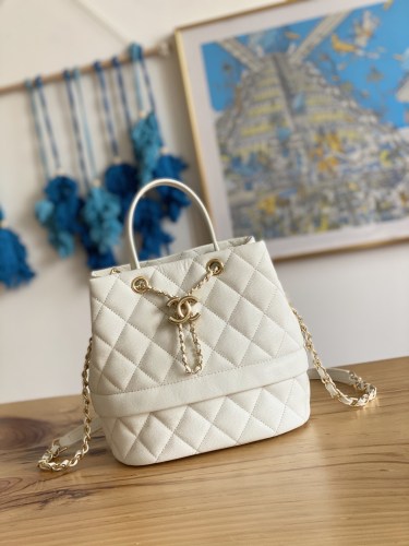 Handbag Chanel  8309  size  20 cm