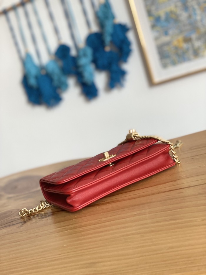 Handbag  Chanel  81221  size  19 cm