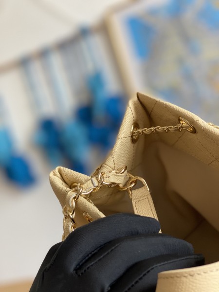 Handbag Chanel  8309  size 20 cm