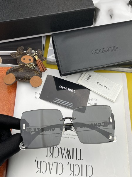 Sunglasses Louis Vuitton CH3191