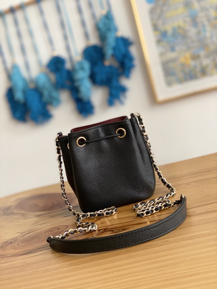 Handbag Chanel  2913  size  12.5*10*7.5 cm