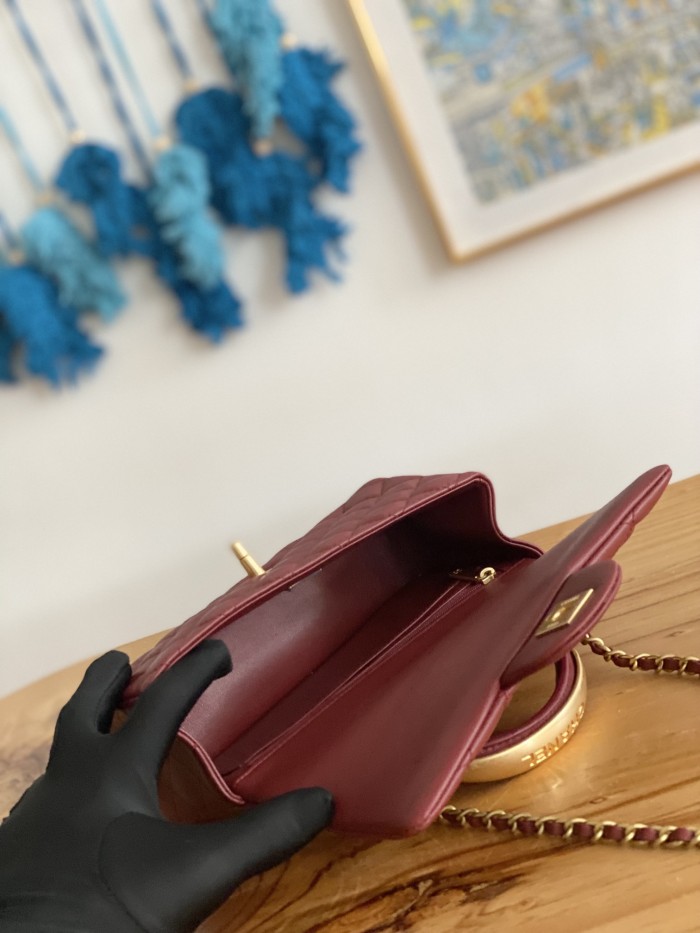  Handbag  Chanel  AS2431  size  20X14X7 CM