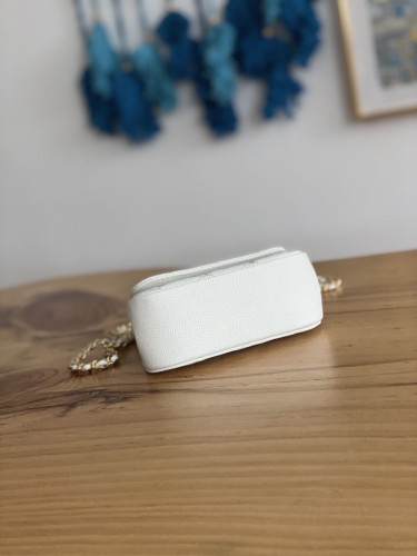  Handbag Chanel AP3004  size 11X12X5 cm