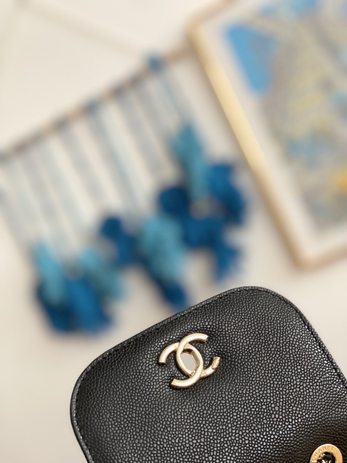  Handbag Chanel  AS3530  size  19*20*12  cm